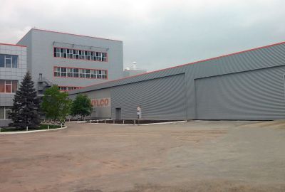ООО «АМИЛКО», здание главного производственного корпуса. Вентилируемый фасад из металлопрофиля ПМ 18.